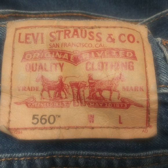 Jeans - Picture 1 of 4